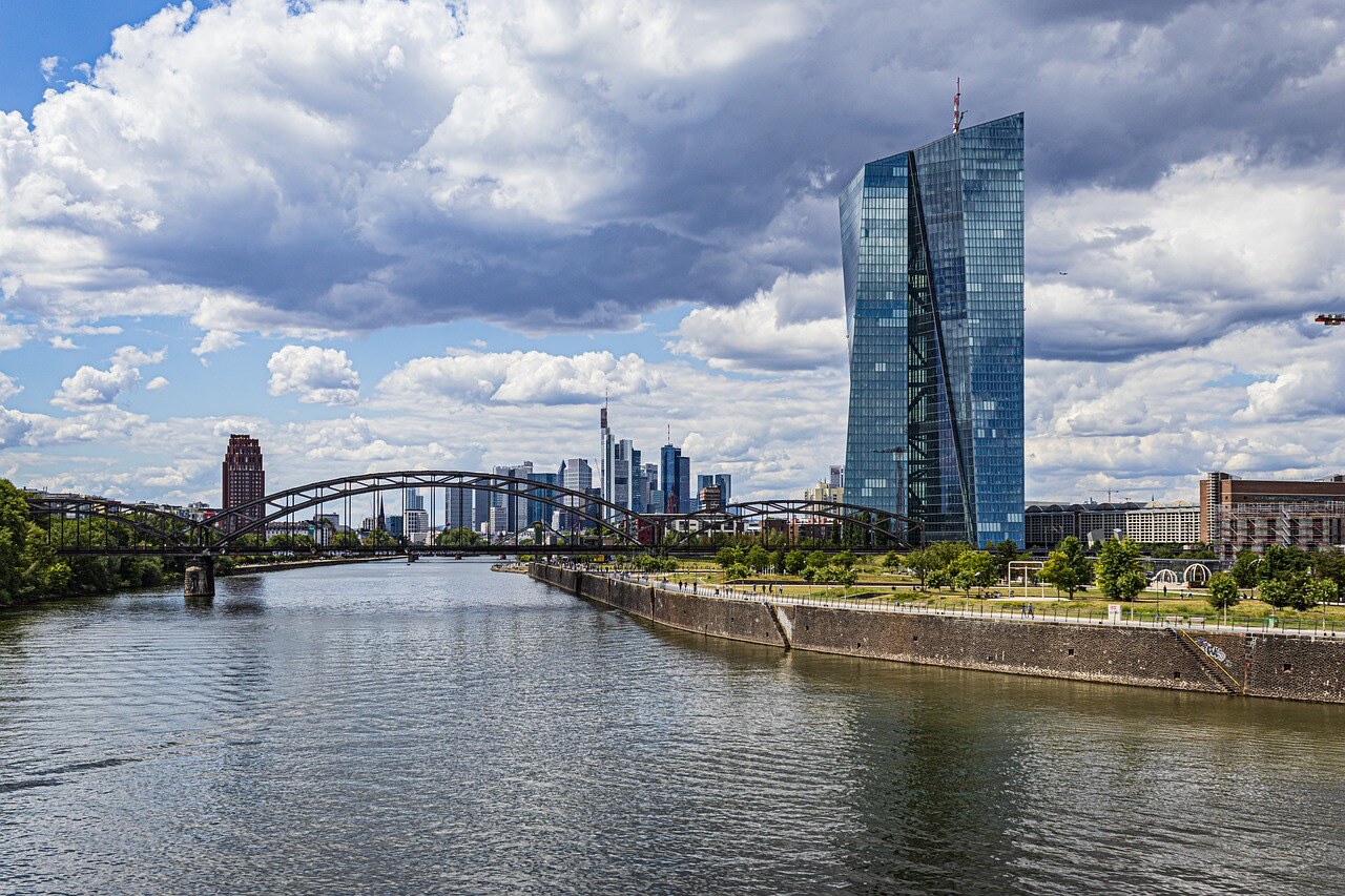 YES_frankfurt-5396479_1280